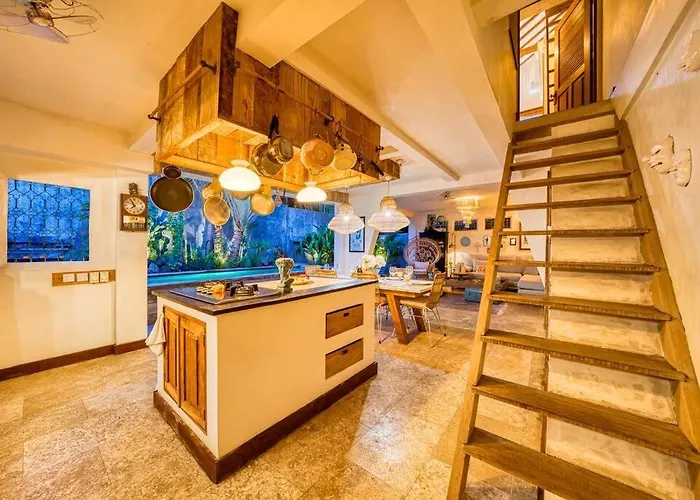 New Listing 1 Bd Vintage Charm In Berawa